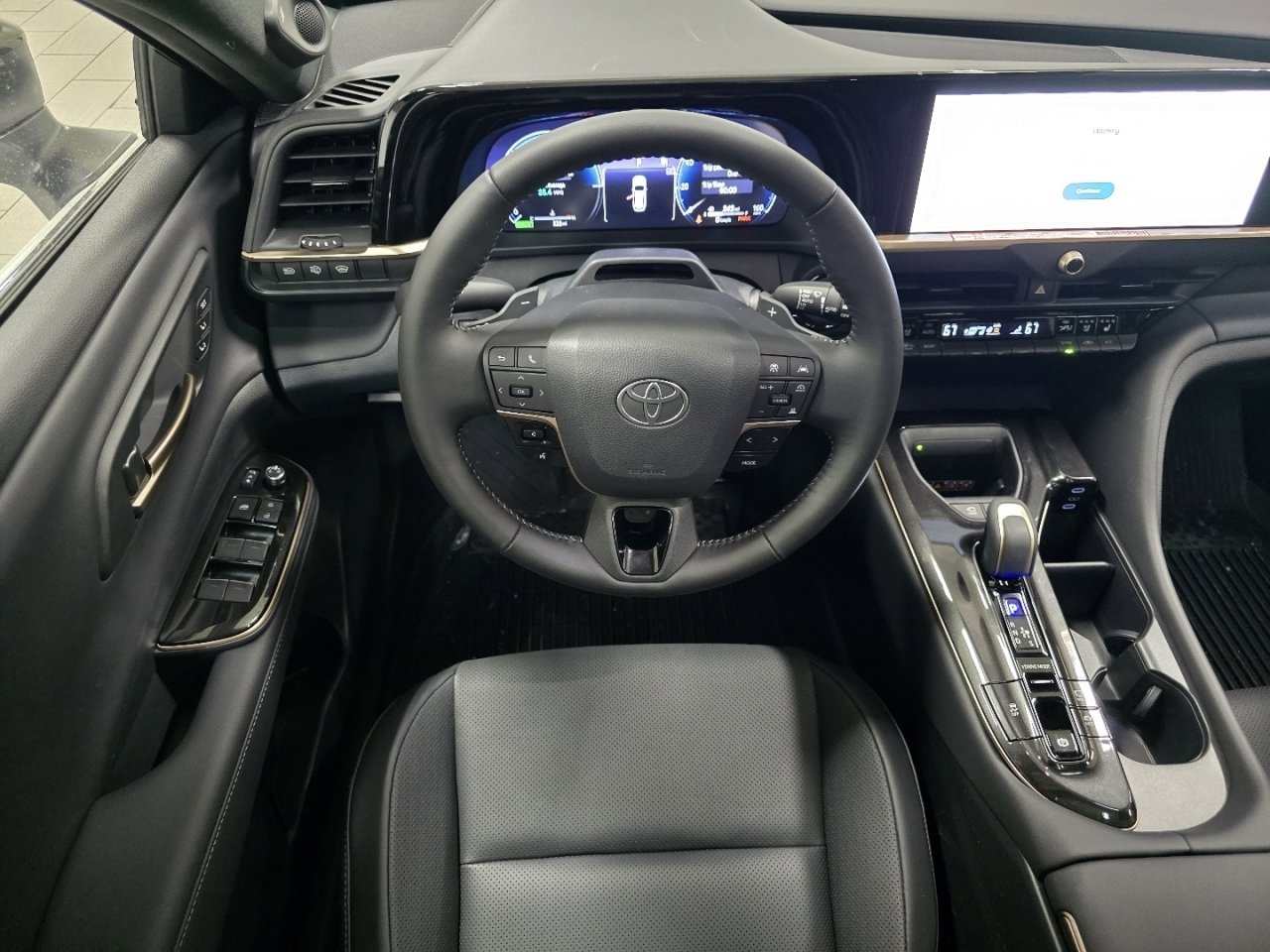 New 2025 Toyota Crown Signia image 26