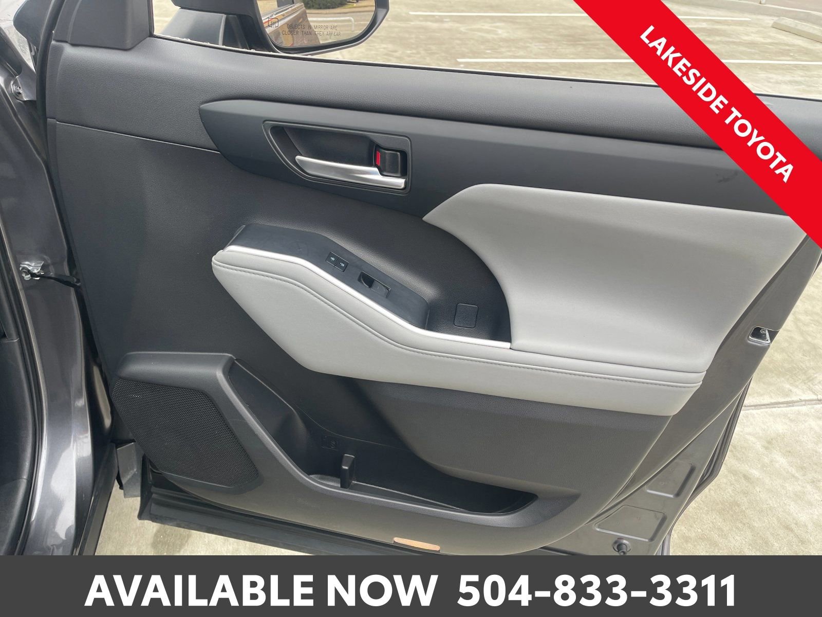 Used 2023 Toyota Highlander XLE image 22