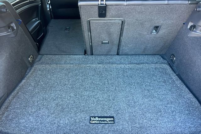 Used 2019 Volkswagen Golf R 4-Door image 17