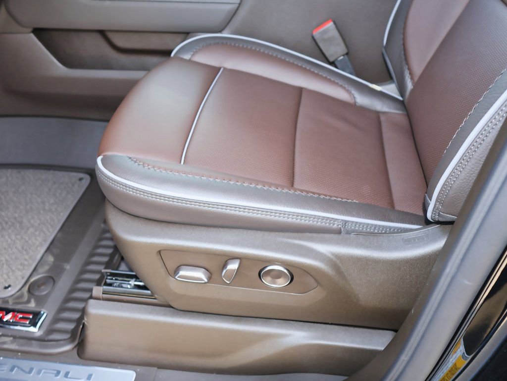 New 2026 GMC Sierra 1500 Denali image 8