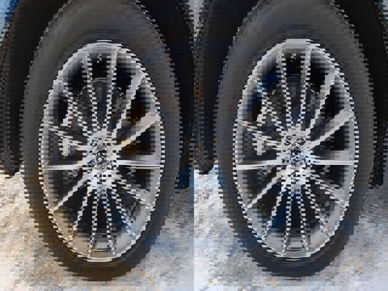 Used 2024 Mercedes-Benz GLE 350 4MATIC image 13