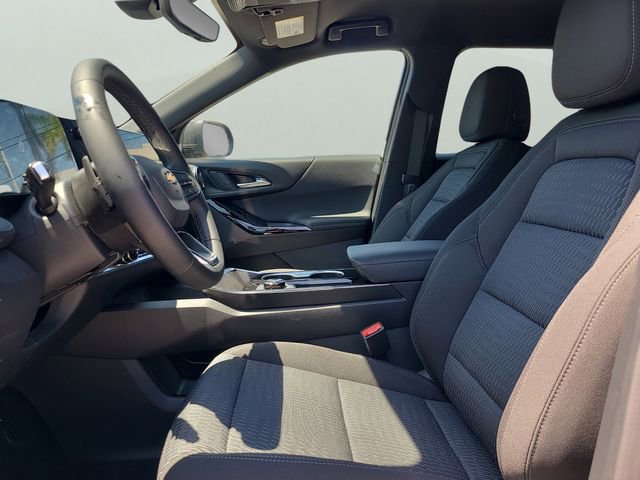 New 2026 Chevrolet Equinox LT w/ Safety and Technology Package FWD image 19