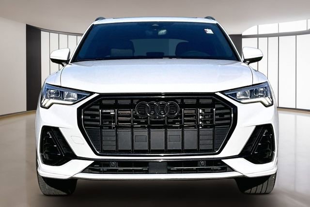 Used 2023 Audi Q3 2.0T Premium Plus w/ Premium Plus Package AWD/4WD image 2