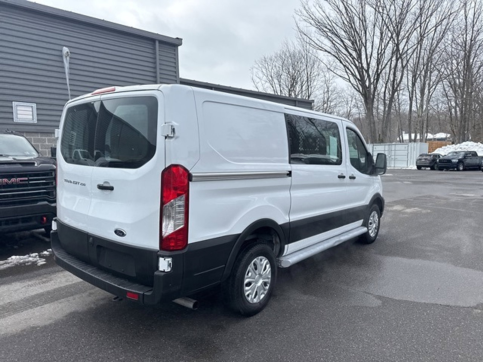 Used 2024 Ford Transit 250 Low Roof w/ Exterior Upgrade Package RWD image 13