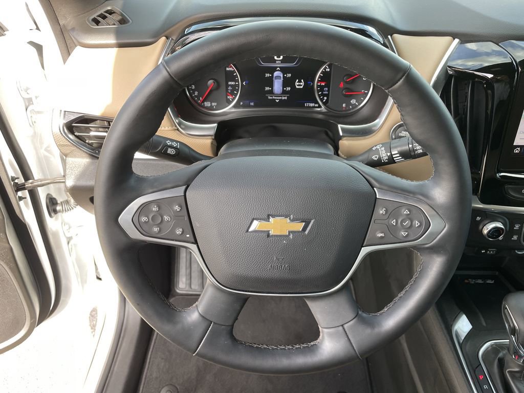 Certified 2023 Chevrolet Traverse Premier image 33