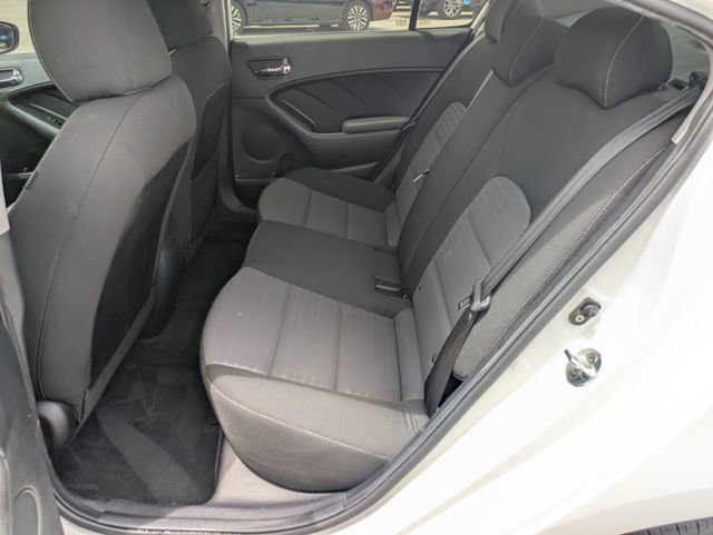 Used 2017 Kia Forte S FWD image 22