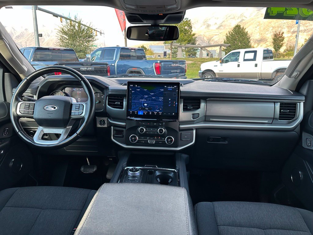 Used 2024 Ford Expedition Max XLT AWD/4WD image 26