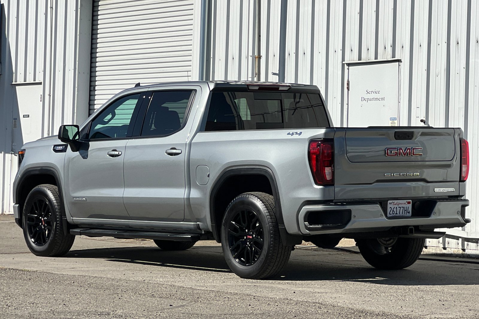 Used 2026 GMC Sierra 1500 Elevation w/ Elevation Premium Package AWD/4WD image 6