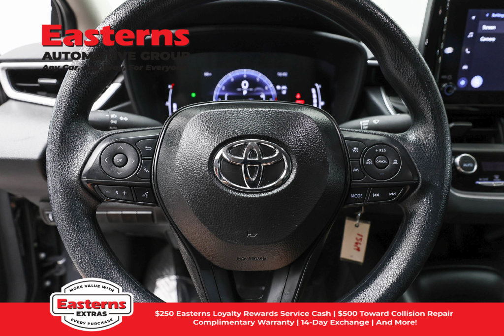 Used 2026 Toyota Corolla LE FWD image 11