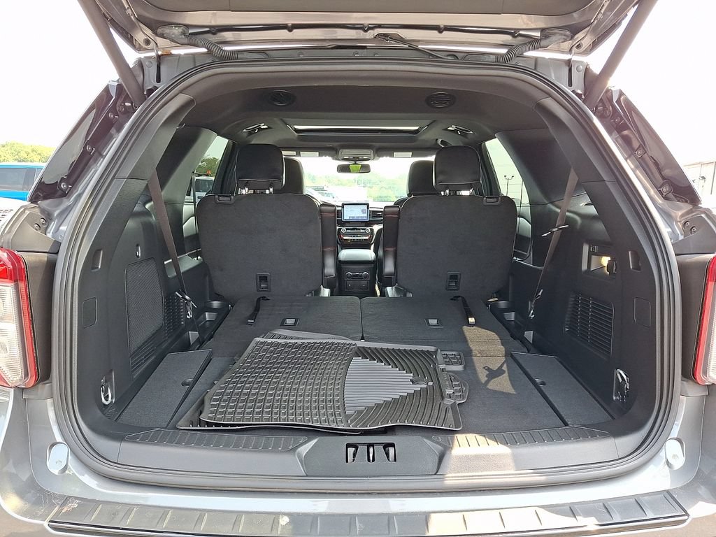Used 2023 Ford Explorer ST-Line w/ Class IV Trailer Tow Package AWD/4WD image 33