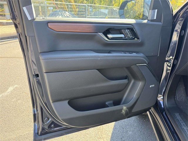 New 2026 GMC Yukon XL Denali image 6