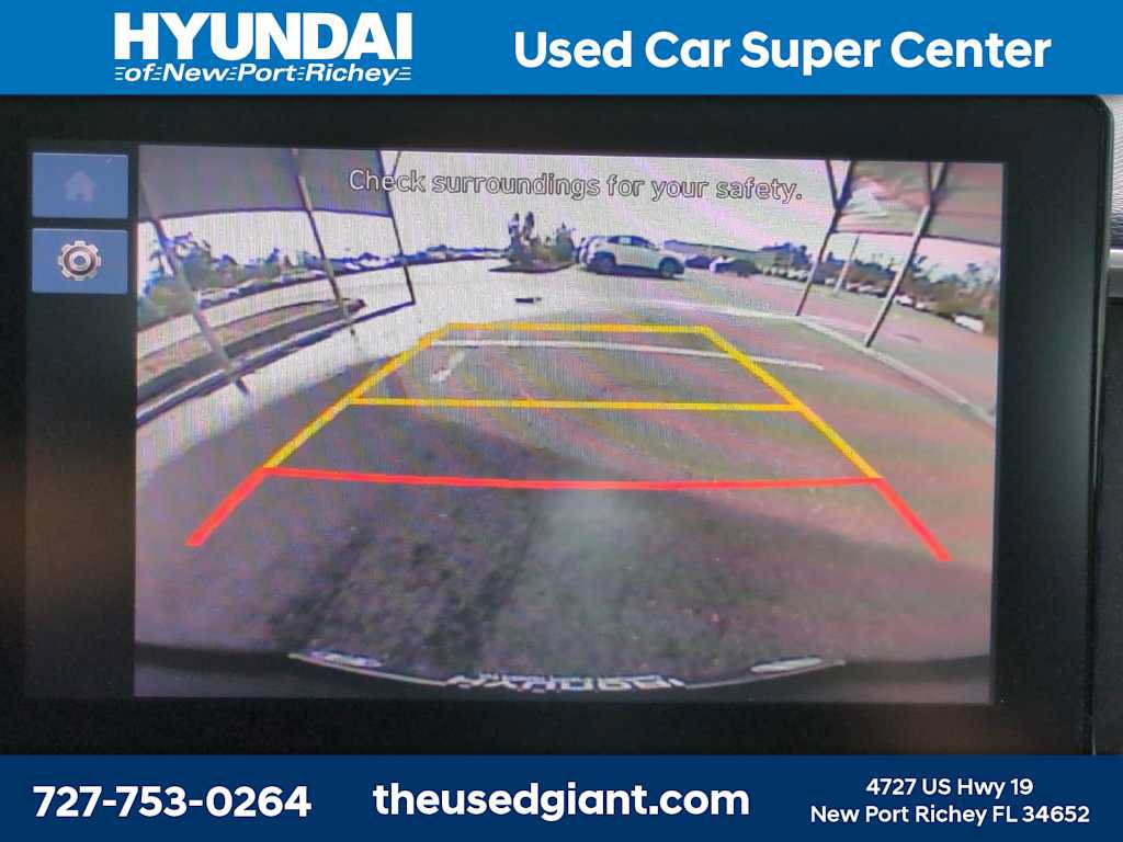 Certified 2023 Hyundai Venue SEL FWD image 21