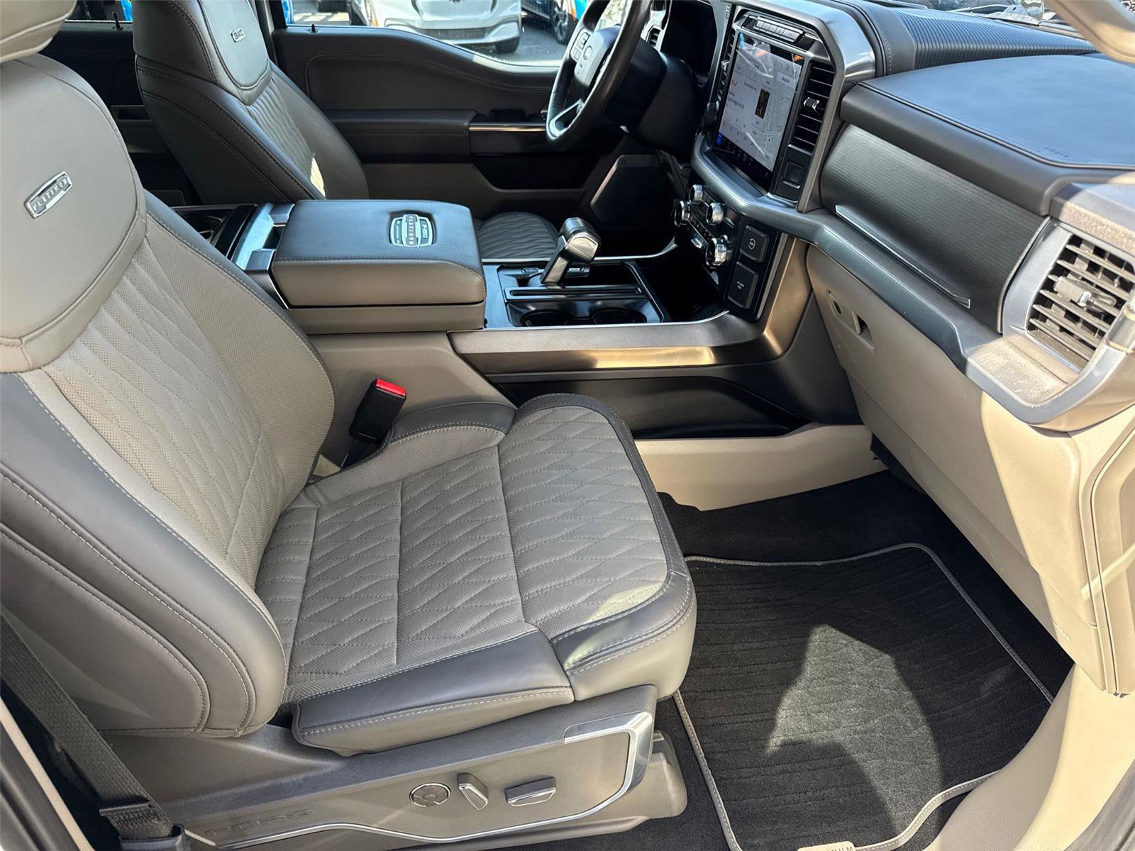 Used 2024 Ford F150 Platinum w/ Equipment Group 703A Plus AWD/4WD image 16