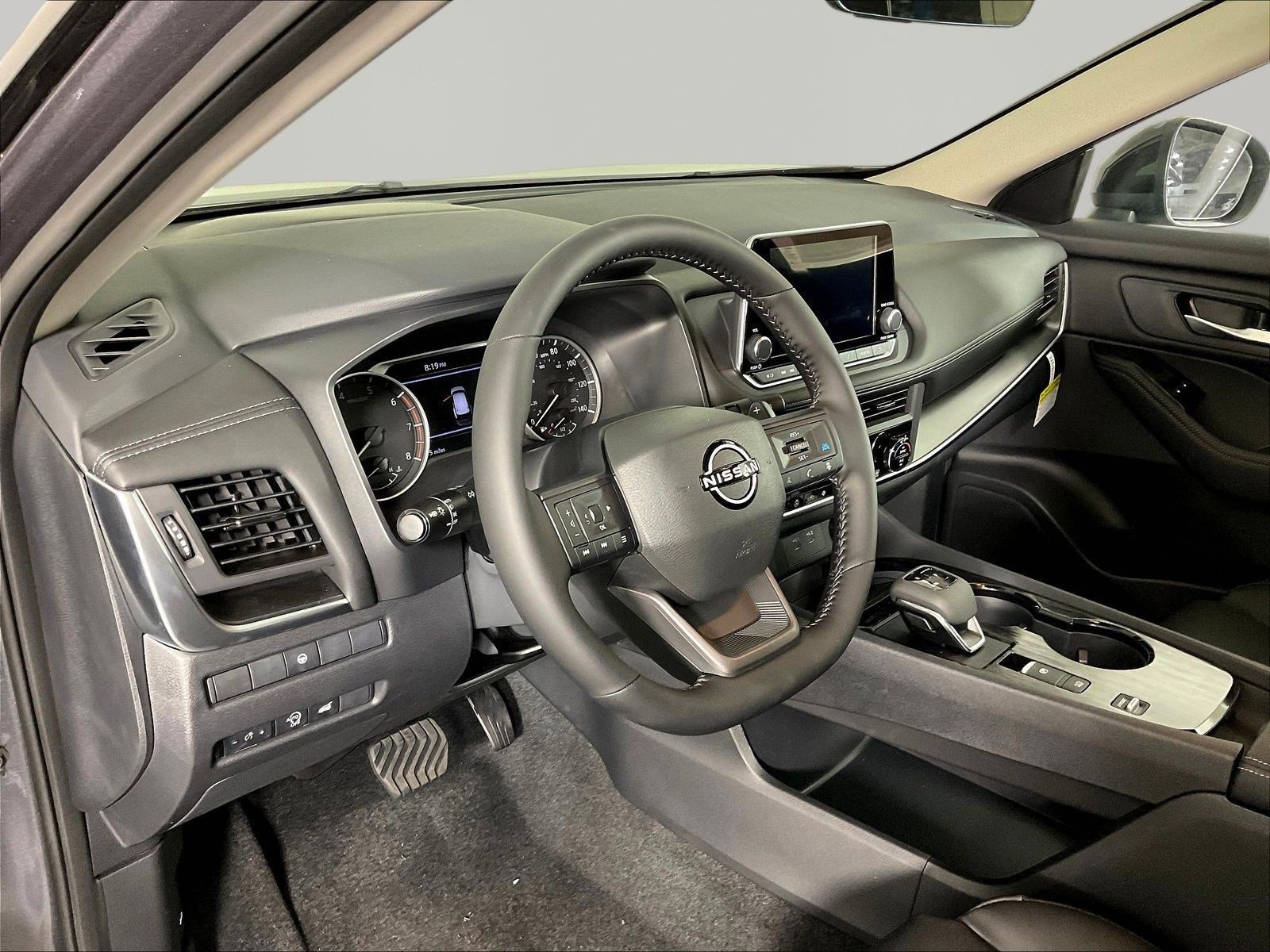 New 2026 Nissan Rogue Dark Armor FWD image 15