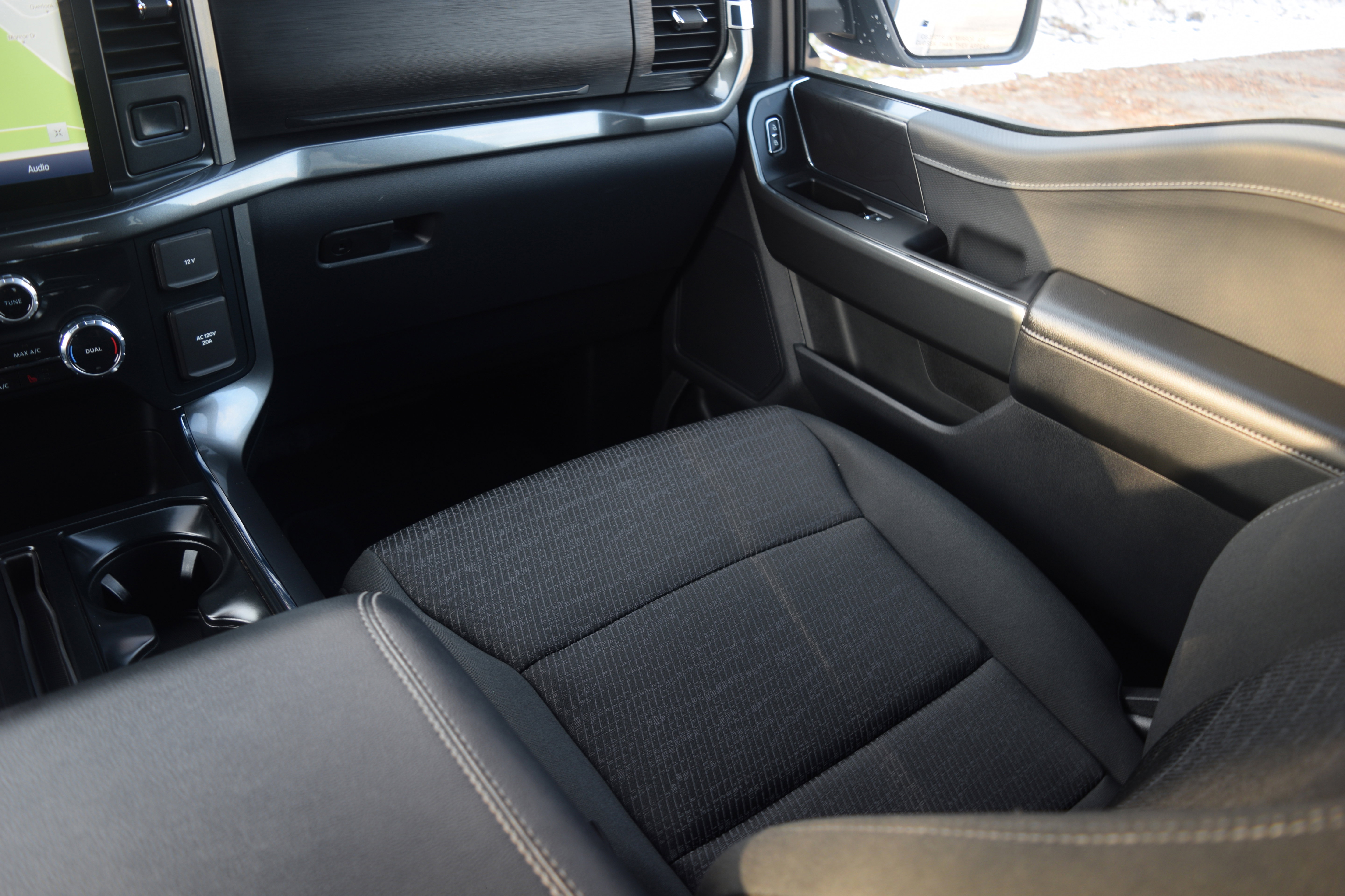 Used 2023 Ford F150 XLT w/ Equipment Group 302A High image 14