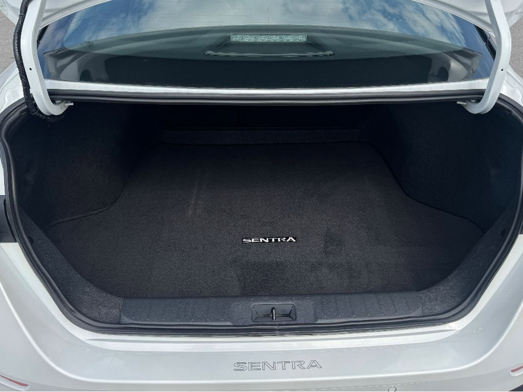 New 2026 Nissan Sentra SR w/ SR Premium Package image 17