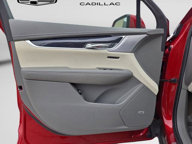 Certified 2023 Cadillac XT6 Premium Luxury AWD/4WD image 15