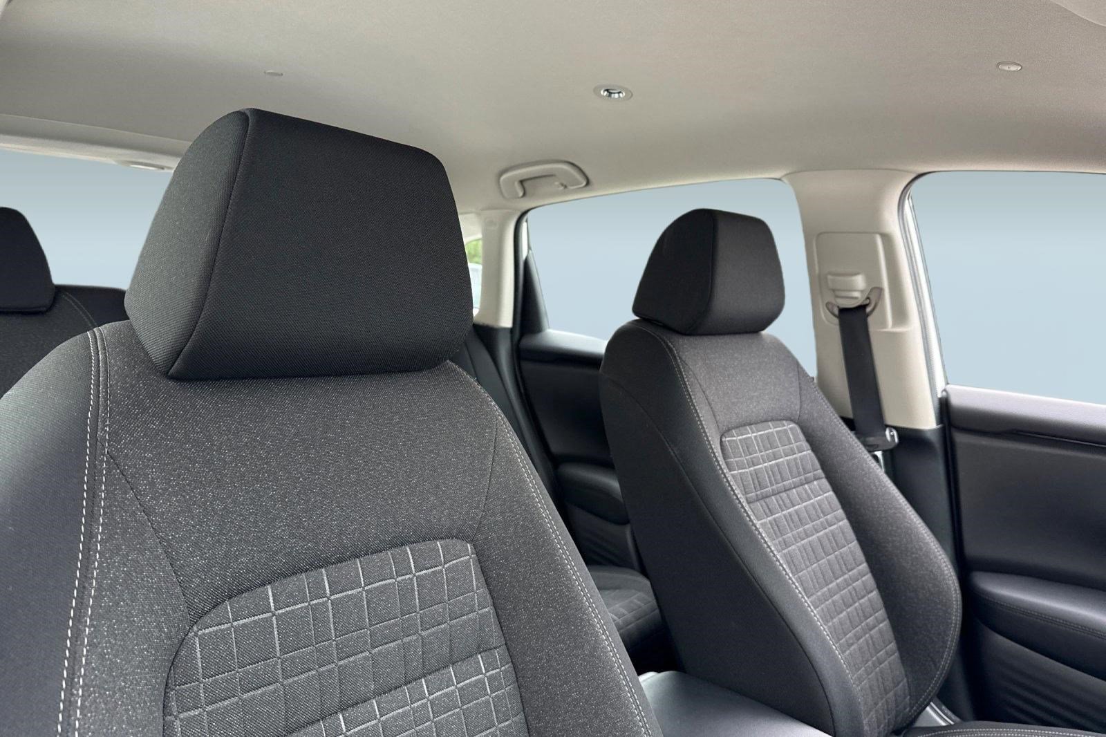 Certified 2023 Honda HR-V LX image 25