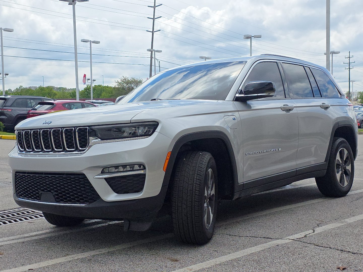Used 2023 Jeep Grand Cherokee 4WD 4xe image 15