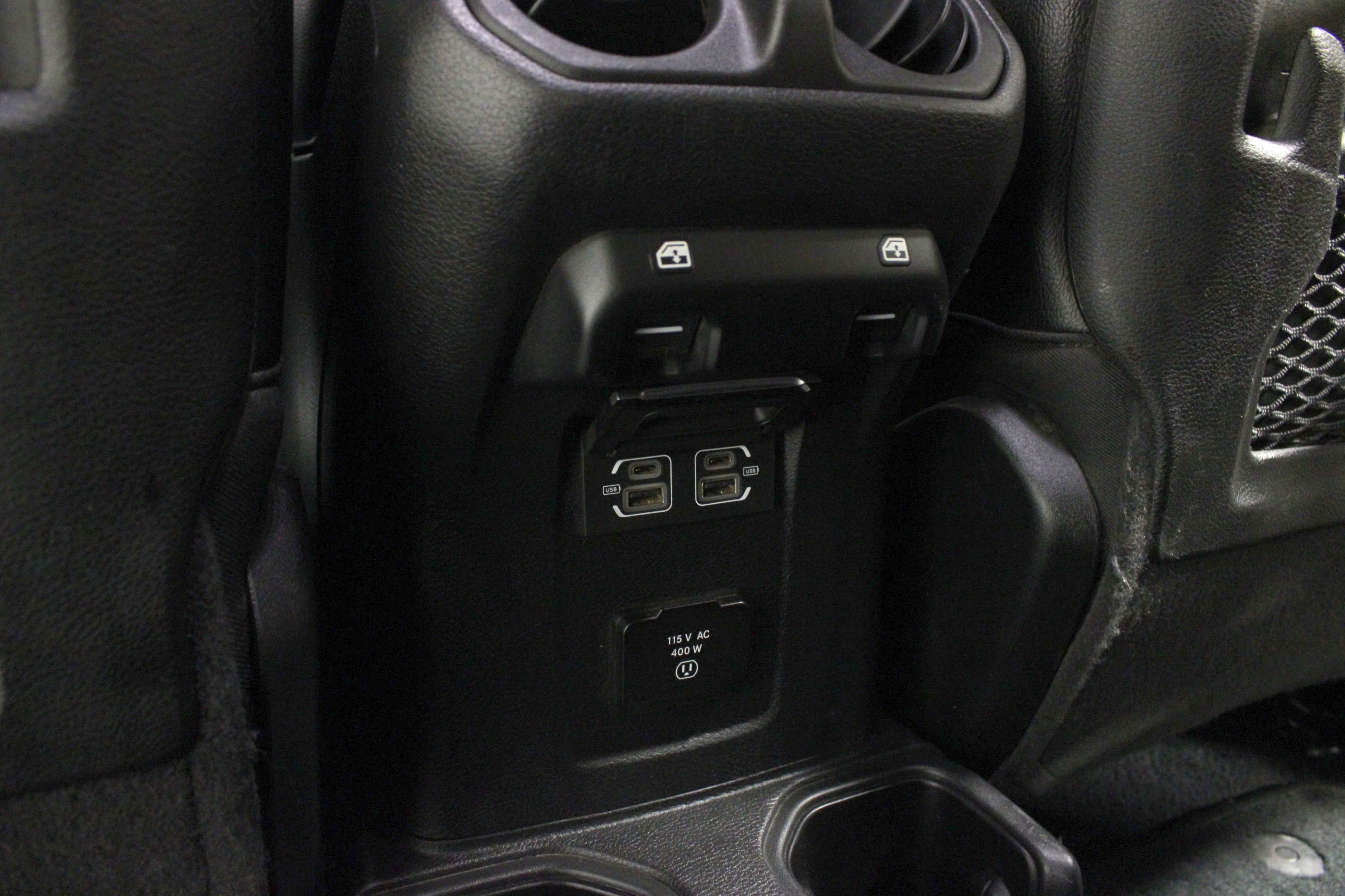 Used 2022 Jeep Gladiator Rubicon w/ Trailer Tow Package image 16