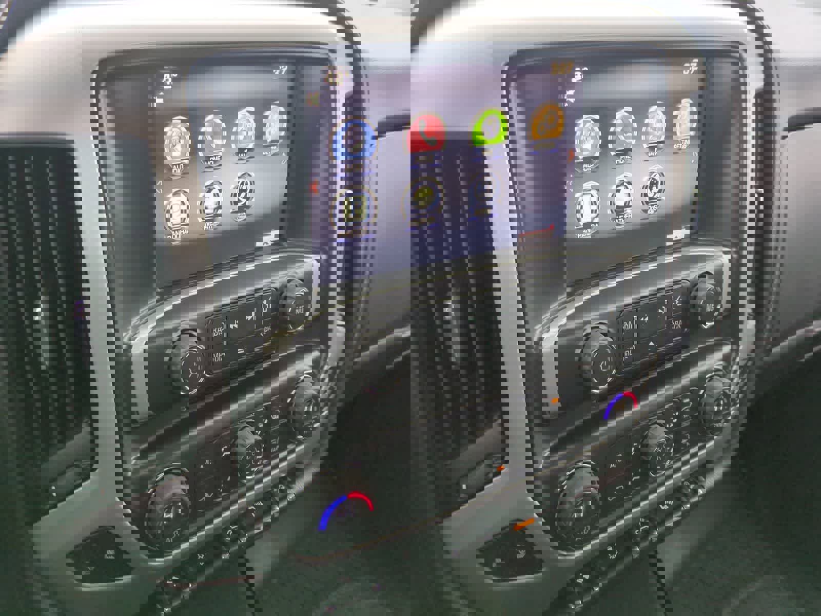 Used 2015 GMC Sierra 2500 SLE w/ SLE Preferred Package image 24