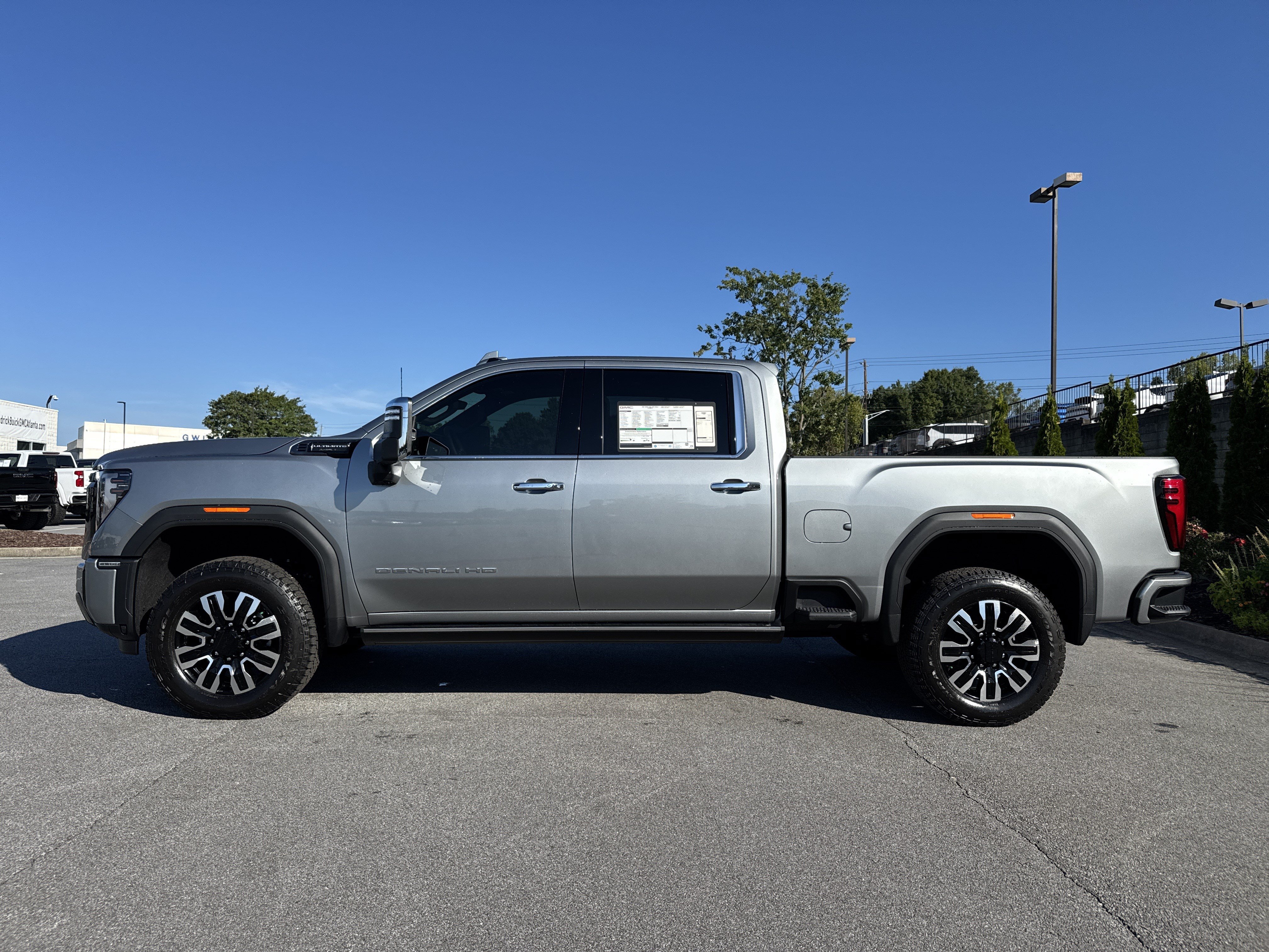 New 2026 GMC Sierra 2500 Denali Ultimate AWD/4WD image 7