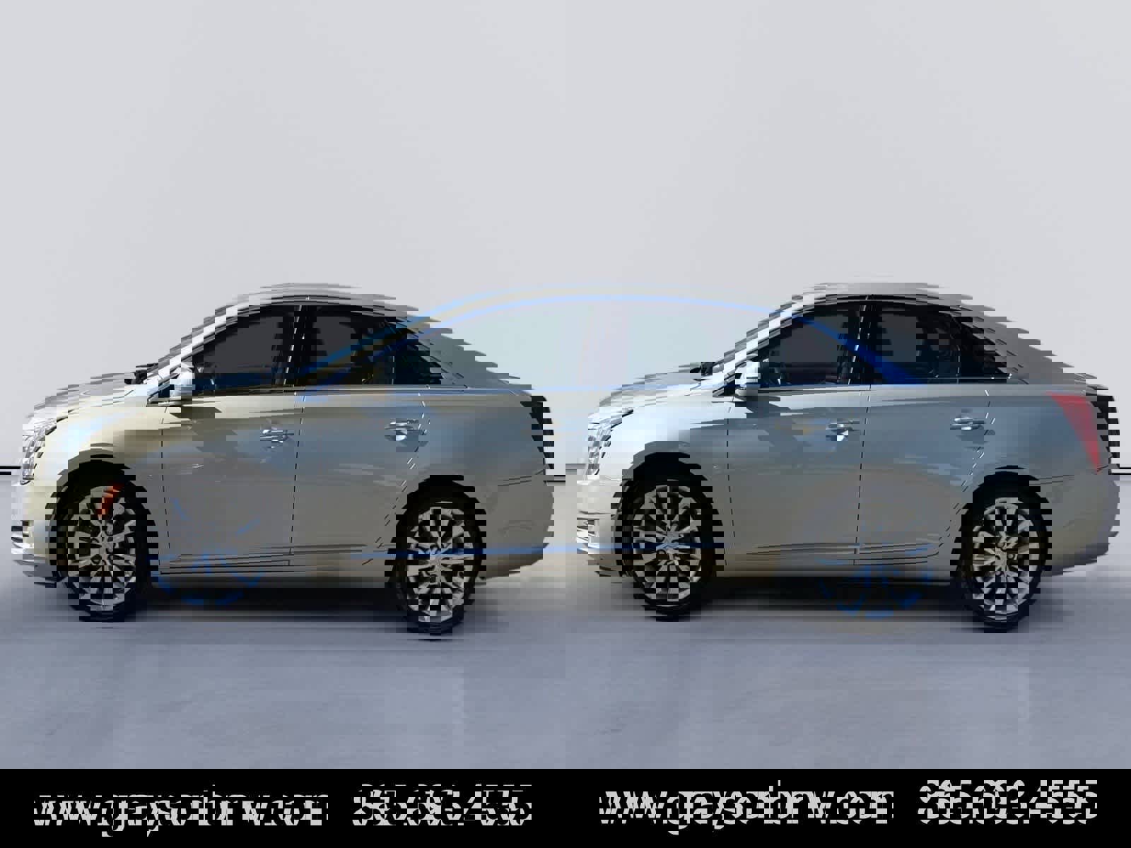 Used 2016 Cadillac XTS Luxury w/ Driver Awareness Package image 6