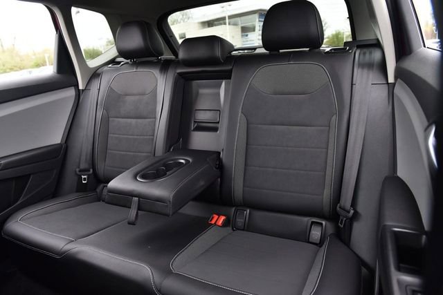 Certified 2023 Volkswagen Taos SE w/ Panoramic Sunroof Package image 23