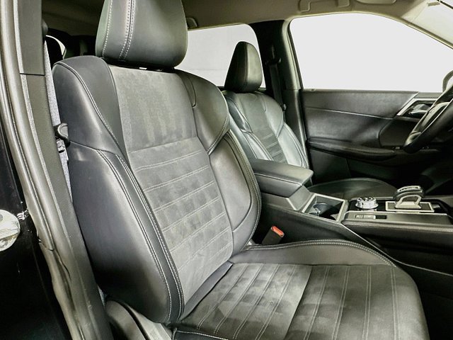 Used 2024 Mitsubishi Outlander SE AWD/4WD image 29