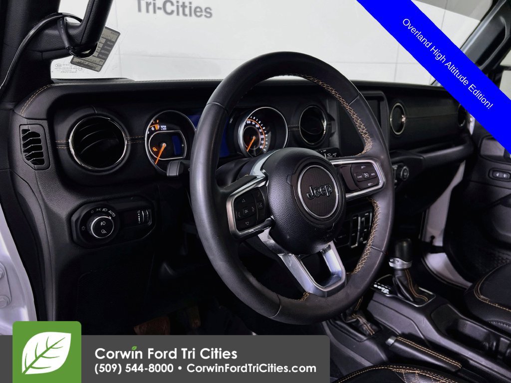 Used 2023 Jeep Gladiator Overland AWD/4WD image 2