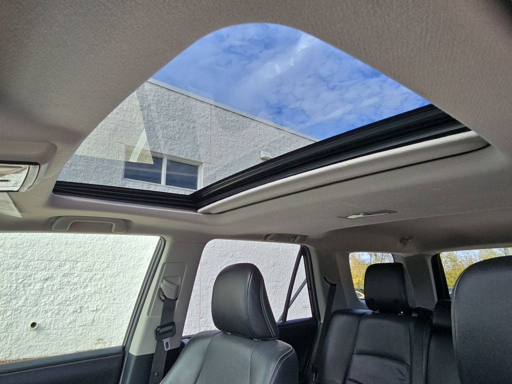 Used 2015 Toyota 4Runner Limited image 19