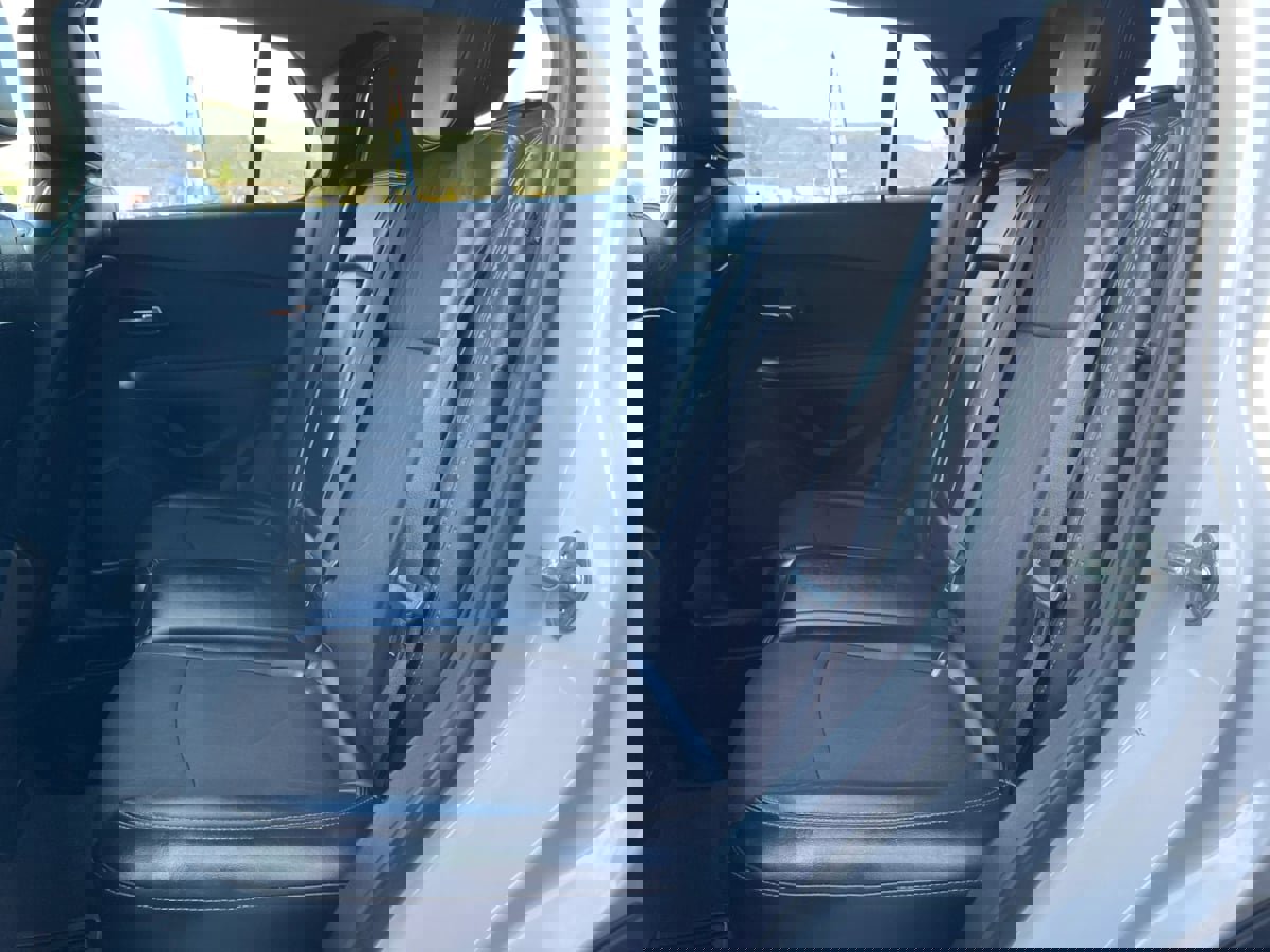 Used 2020 Chevrolet Trax LT w/ Sun & Sound Package image 21