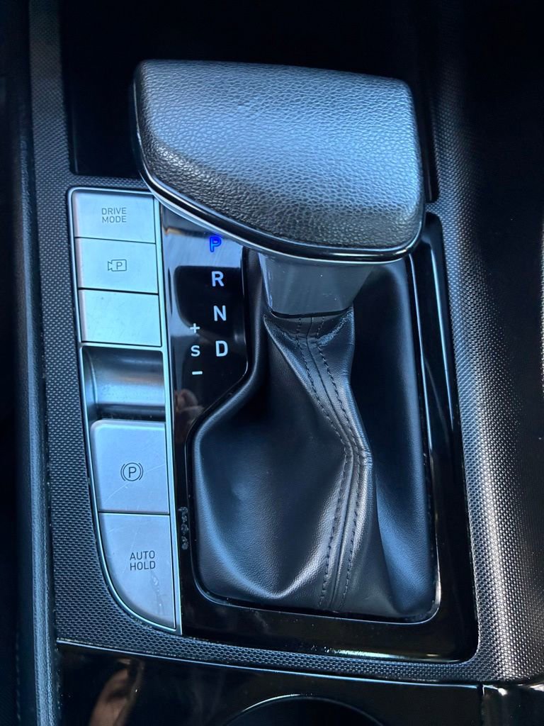 Used 2022 Hyundai Elantra Blue w/ Preferred Accessory Package image 30