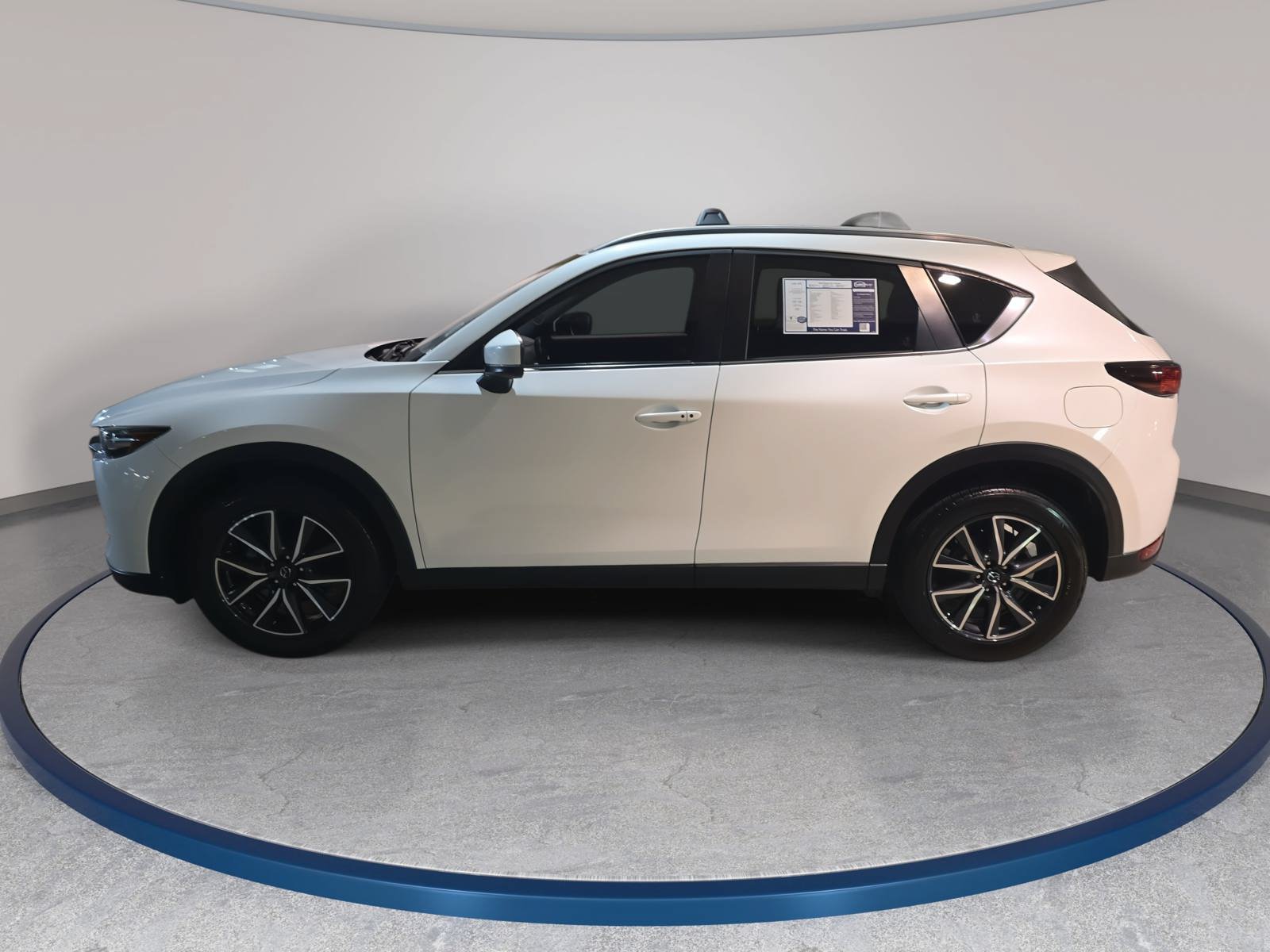 Used 2018 MAZDA CX-5 Touring FWD image 8