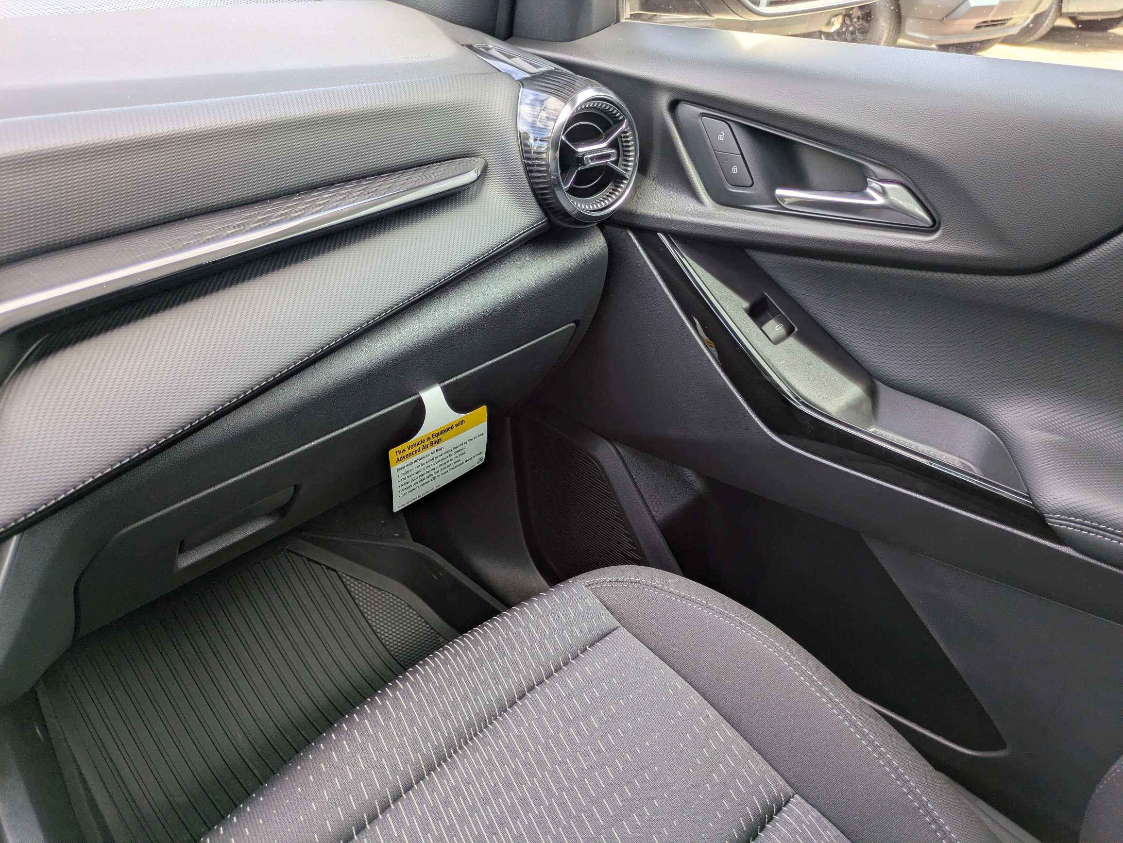 New 2027 Chevrolet Equinox LT FWD image 12