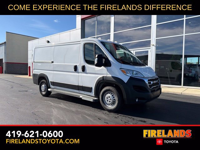 Used 2025 RAM ProMaster 2500 w/ U-Haul Equipment Group FWD image 1