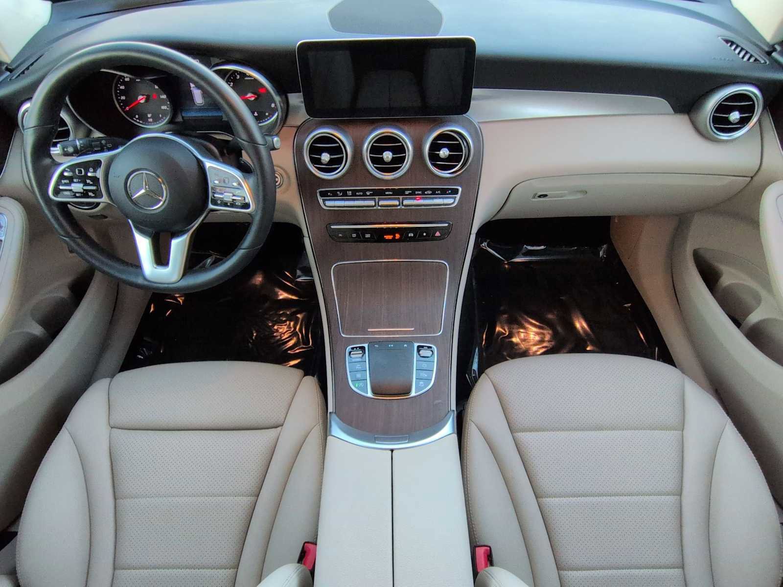 Used 2022 Mercedes-Benz GLC 300 4MATIC image 16