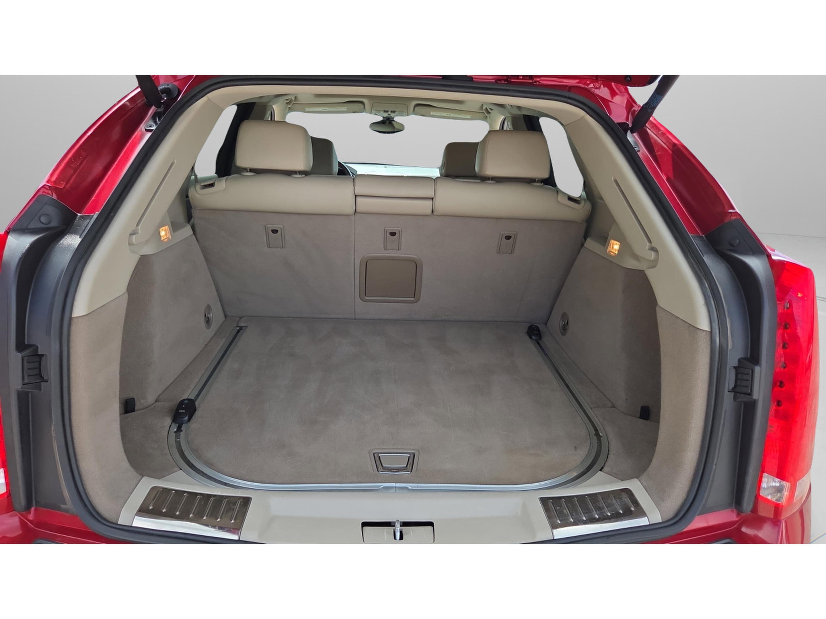 Used 2016 Cadillac SRX Luxury FWD image 13