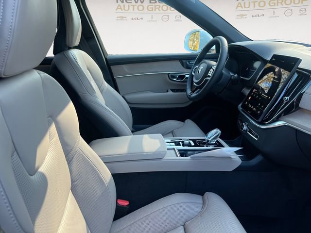 New 2026 Volvo XC90 B6 Ultra w/ Protection Package image 15