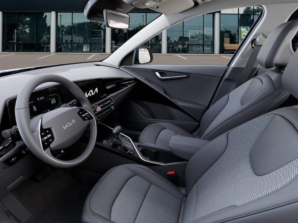 New 2026 Kia Niro EX image 18