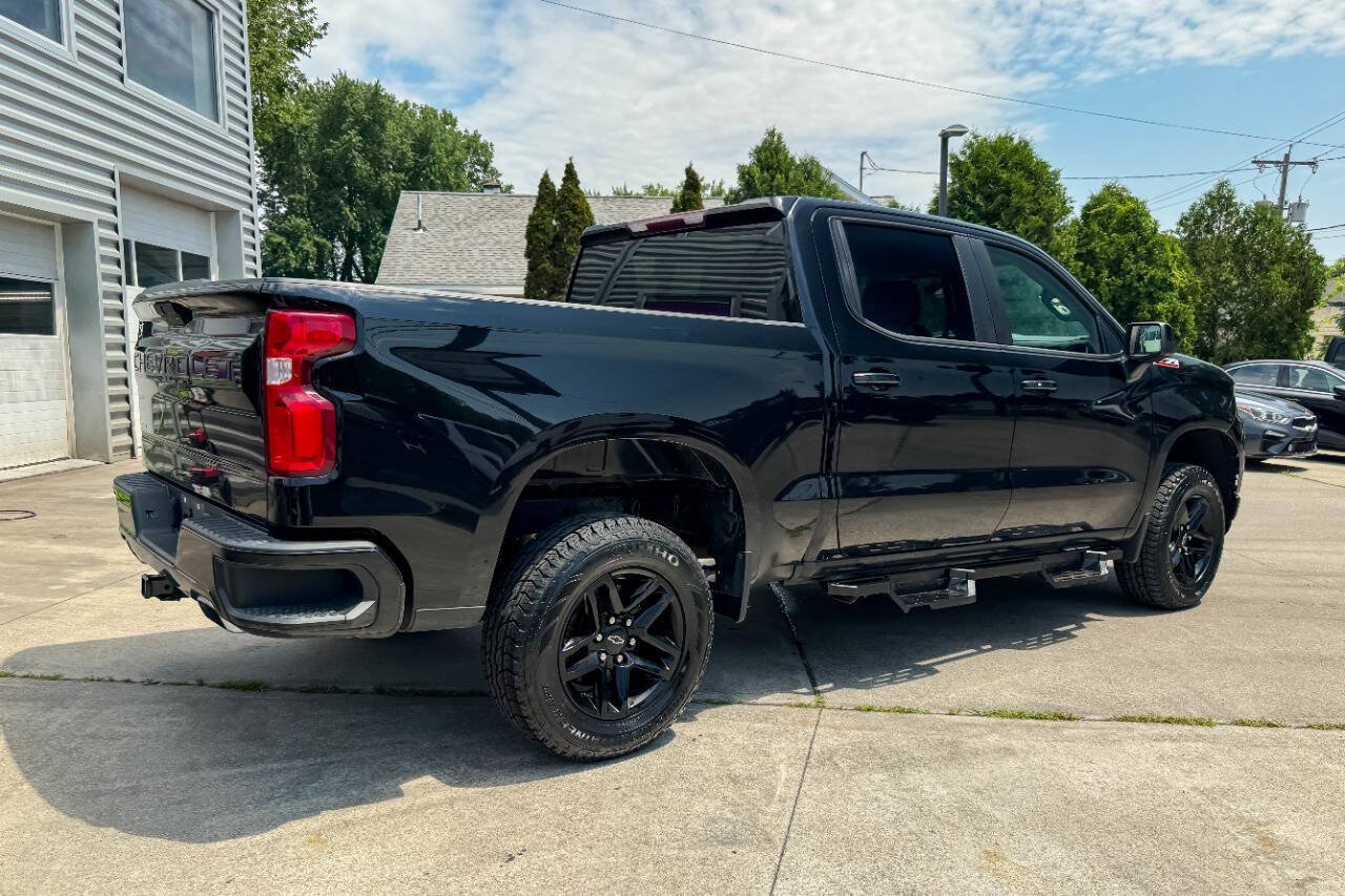 Used 2020 Chevrolet Silverado 1500 LT Trail Boss w/ Convenience Package AWD/4WD image 3