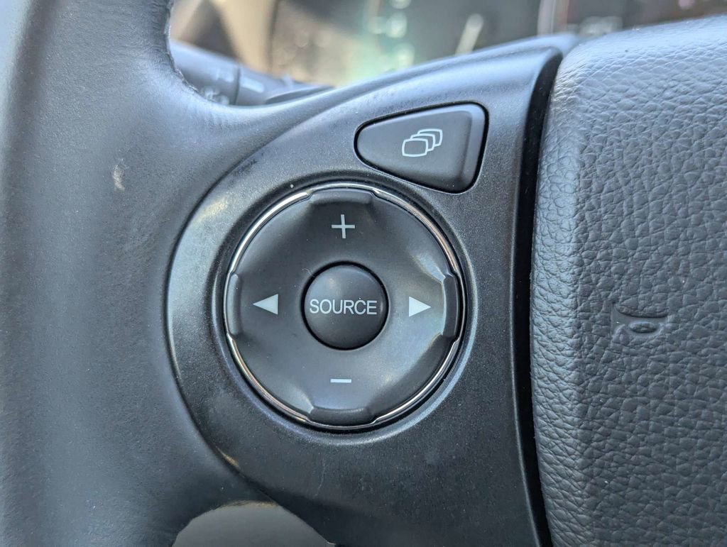 Used 2015 Honda Accord EX-L image 25