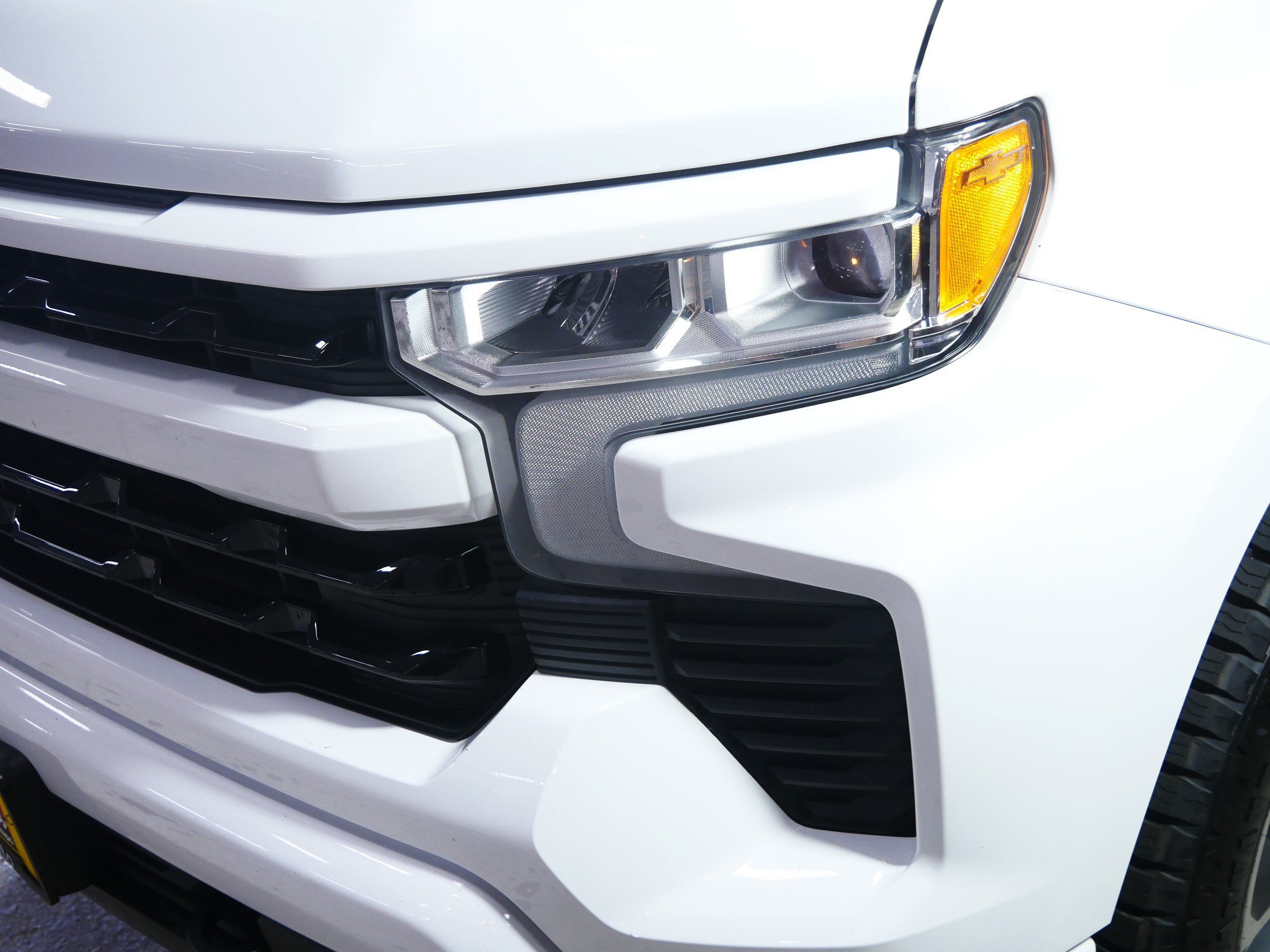 Certified 2023 Chevrolet Silverado 1500 RST w/ Z71 Off-Road Package AWD/4WD image 16