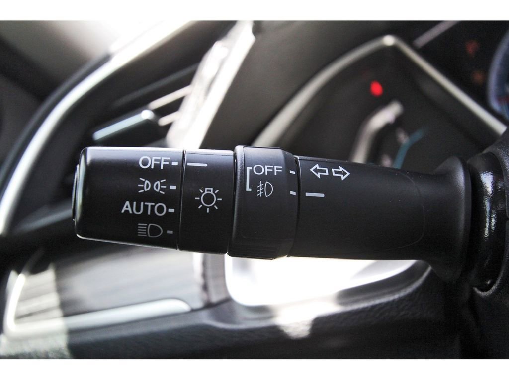 Used 2021 Honda Civic EX image 18