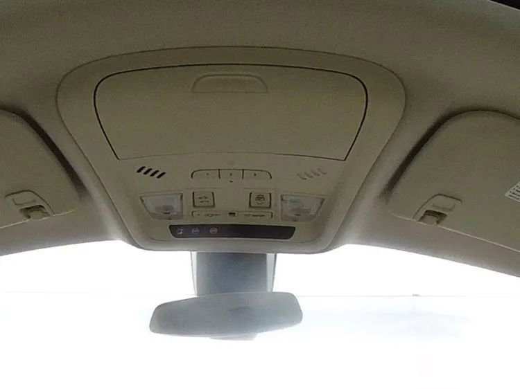 Used 2017 Cadillac XT5 Premium Luxury FWD image 16