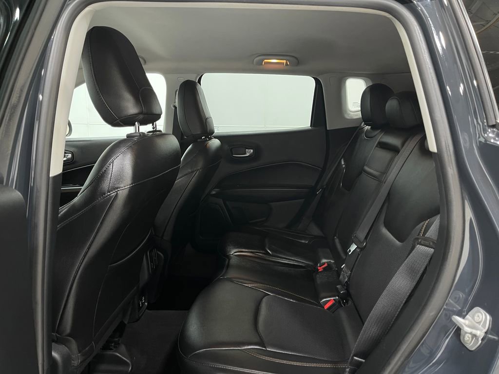Used 2018 Jeep Compass Limited image 28