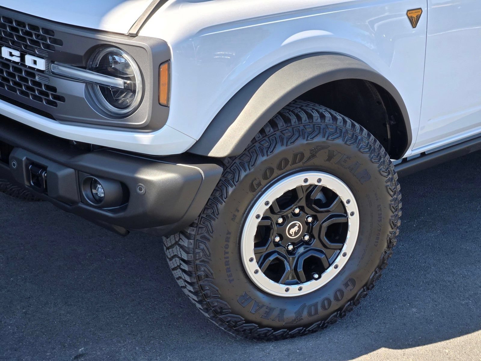 Used 2023 Ford Bronco Badlands w/ Sasquatch Package AWD/4WD image 10