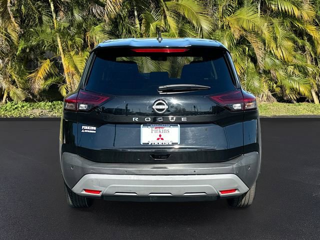 Used 2023 Nissan Rogue S image 6