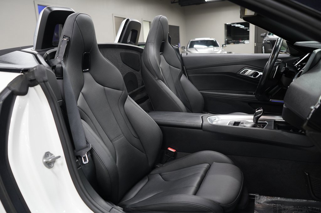Used 2022 BMW Z4 sDrive30i w/ Driving Assistance Package RWD image 32