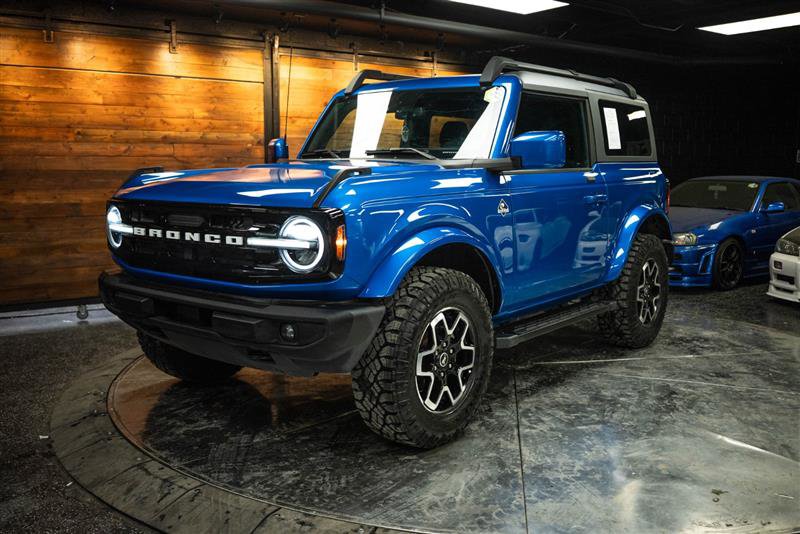 Used 2021 Ford Bronco Outer Banks AWD/4WD image 2